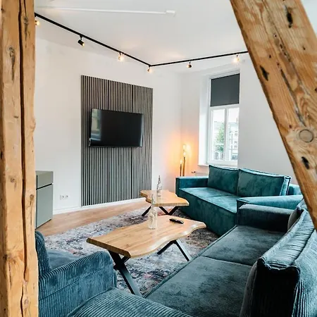Stilvolles City-apartment In Lebendiger Lage Rostock