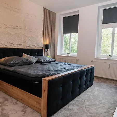 Apartman Stilvolles City-apartment In Lebendiger Lage *